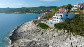 Family friendly apartments with a swimming pool Zavalatica, Korcula - 183